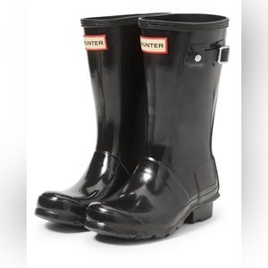 HUNTER original gloss black rain boot size 1 kids in good condition